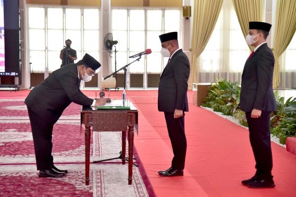 Kukuhkan Kepala Kantor Regional VI BKN Medan, Edy Rahmayadi Tekankan Pentingnya Sinergitas