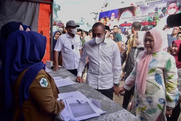 Warga Desa Bangkelang Serbu Layanan Bus Bakti Kesehatan Bermartabat