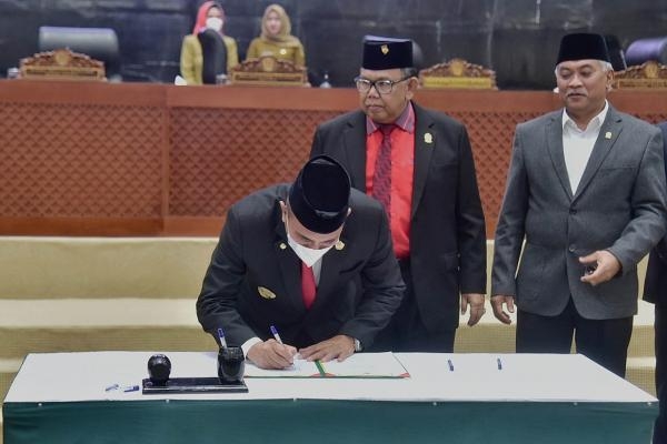  R-APBD Tahun 2023 Sumut Disepakati, Edy Rahmayadi Harapkan dapat Kendalikan Inflasi dan Tingkatkan Daya Beli Rakyat