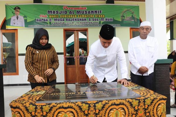 Wagub Musa Rajekshah Resmikan Masjid Almusanif di Sikara Kara III