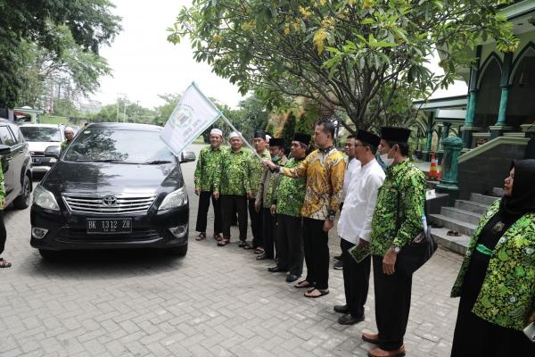 Musa Rajekshah Lepas Tim Safari Ramadan DMI Sumut ke Tanjungbalai, Asahan dan Batubara