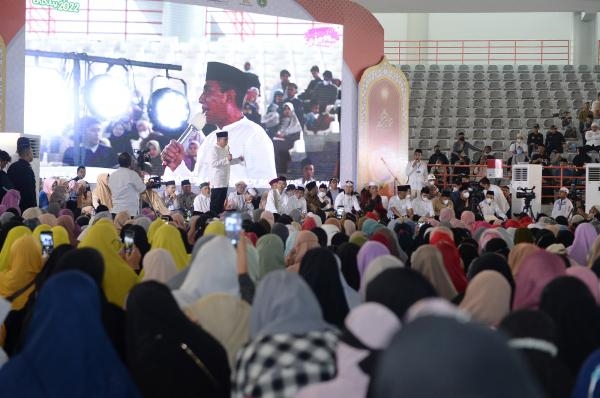 Muslim On Duty Fest 2022, Edy Rahmayadi, UAS dan Ribuan Pengunjung Kompak Nyanyikan Lagu Seribu Mujahid