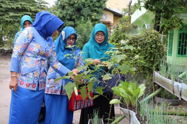 Evi Diana Pimpin Monitoring Evaluasi PKK Tebing Tinggi