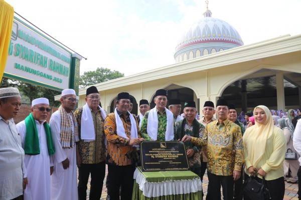 Diusulkan Ponpes Al Ansor Pakai Nama Ibunda Wagub Sumut, Masjid Hj Syarifah Rahmah Manunggang Julu Diresmikan