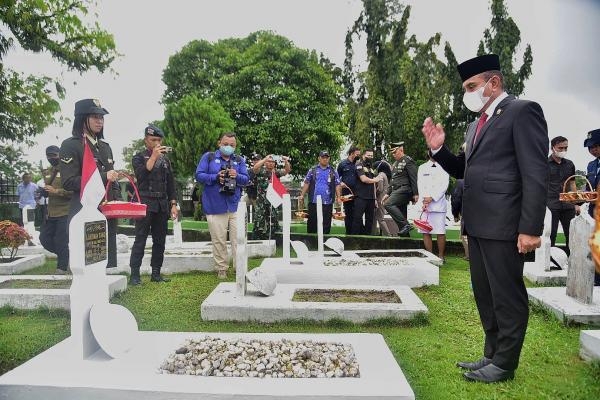 Peringati Hari Pahlawan, Edy Rahmayadi Harap Semangat Pahlawan Tetap Hidup di Masyarakat