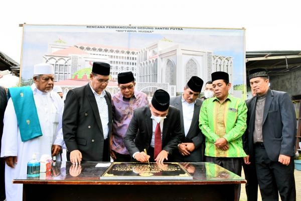 Gubernur Edy Rahmayadi Resmikan Pembanguan Pondok Tahfiz Putra Miftahul Husna