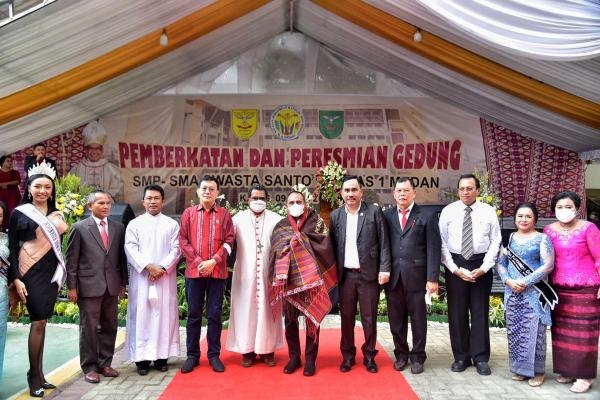 Gubernur Edy Rahmayadi Resmikan Gedung Sekolah Santo Thomas 1 Medan