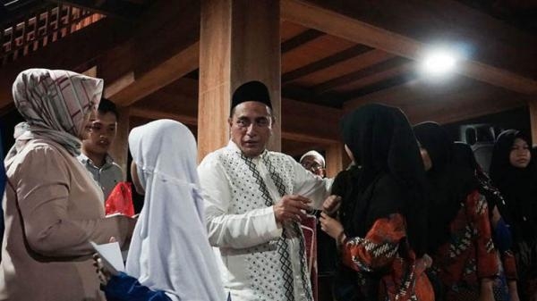 Berbuka Bersama Jiran Tetangga dan Anak Yatim, Edy Rahmayadi: Jadikanlah Rumah Saya Sebagai Tempat Mengaji