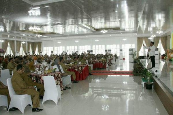 Gubernur Harapkan Buka Puasa Bersama Eratkan Silaturahmi Forkopimda