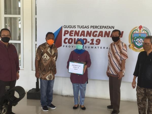 GTPP Covid-19 Sumut Terima Bantuan Rapid Test dan Beras