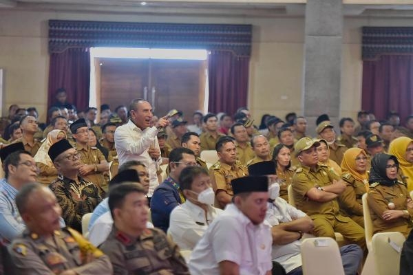 Edy Rahmayadi Tantang Pemkab Tapsel Siapkan Lahan untuk Pengembangan Pertanian