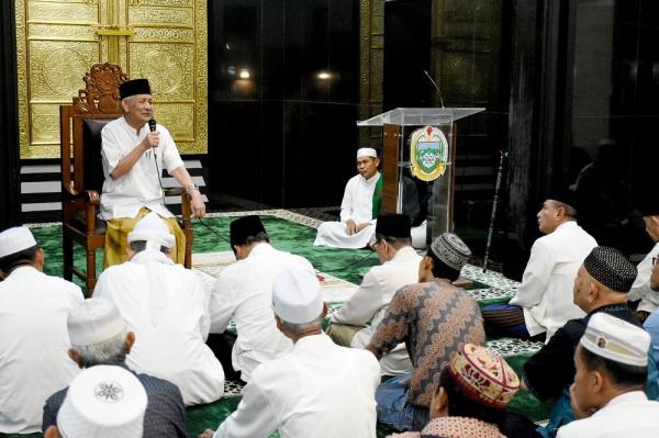 Gubernur Ajak Umat Terus Menggalakkan Gerakan Subuh Berjamaah