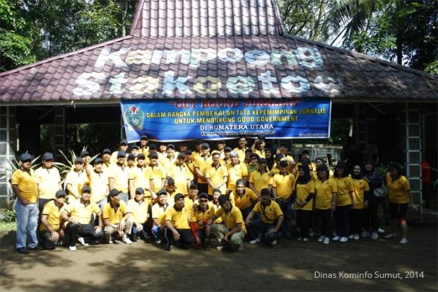 KADIS KOMINFO BUKA OUTBOUND JURNALIS 2013  