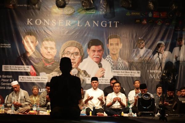 Berangkat Naik Vespa Hadiri Konser Langit Wagub Sumut dan Ustaz HananAttakiKagum dengan Anak Muda Sumut