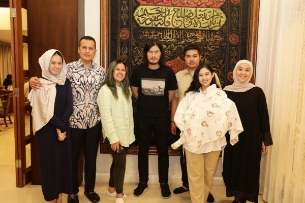 Hadir di Gebyar Pesta Rakyat, Musa Rajekshah Minta Virzha Bagi Tips Sukses