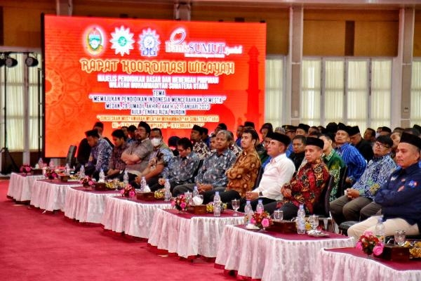  Edy Rahmayadi Berharap Muhammadiyah Terus Jadi Pelopor Pendidikan Akhlak di Tengah Umat