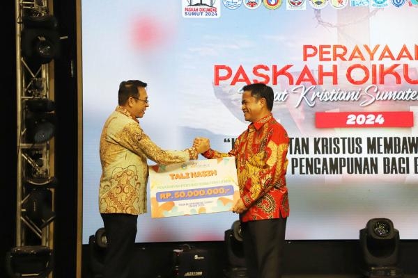 Hadiri Paskah Umat Kristiani Sumut, Pj Gubernur Ajak Gereja Bangun Kemandirian Ekonomi