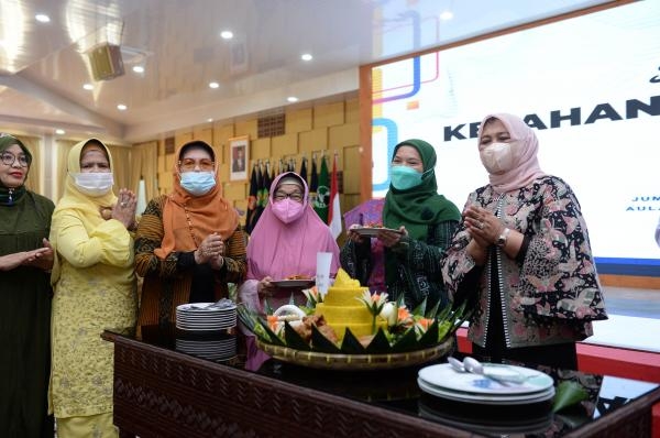 Buka Seminar Ketahanan Keluarga, Nawal Berharap Ada Solusi Penguatan Digital