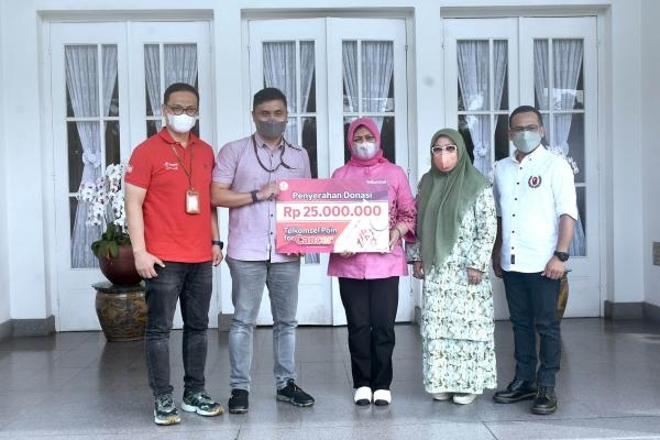 Nawal Lubis Apresiasi Program Point for Cancer Telkomsel