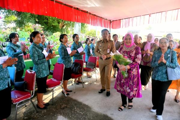 Program PKK Banyak Manfaat, Nawal Lubis Sebut Pemerintah Sangat Terbantu dengan PKK