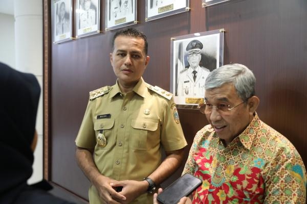 Ijeck Terima Penghargaan dari KI Sumut Atas Dedikasi Mewujudkan Keterbukaan Informasi Publik