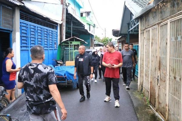  Edy Rahmayadi Tinjau Banjir di Seimati Medan