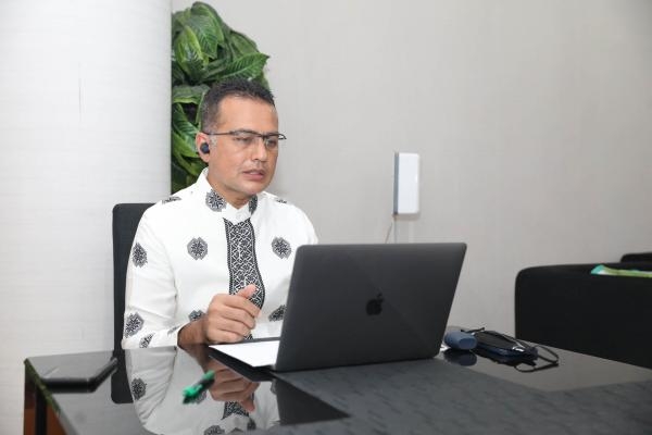 Edukasi Masyarakat dalam Webinar Thousand Start-Ups, Wagub Musa Rajekshah Apresiasi Gojek