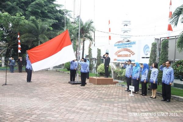 Dinas Kominfo Provsu Laksanakan Upacara Bendera Hut Ke-70 Kemerdekaan Ri