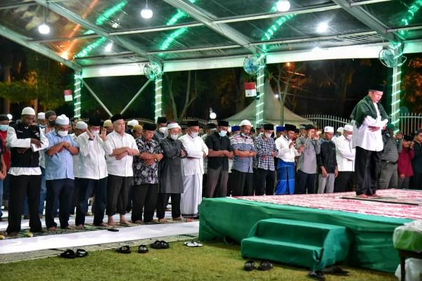  Berbuka Puasa Bersama Gubernur, Para Mualaf dan Marbot Masjid Berikan Apresiasi