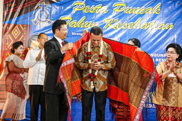 Peringatan HUT ke-21 Kabupaten Toba, Edy Rahmayadi: Jadikan Momentum Refleksi Perbaikan ke Depan