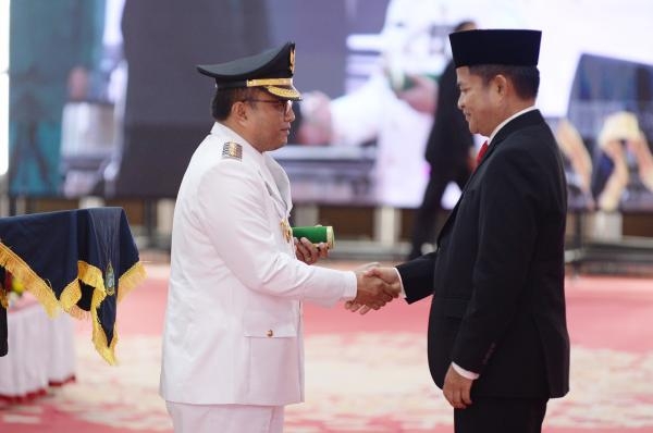 Lantik Pj Walikota Padangsidimpuan, Pj Gubernur Hassanudin Minta Agar Bekerja Lebih Cepat