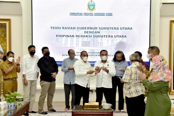 Bahas Rencana Besar Pembangunan Sumut Bersama Pimpinan Media, Gubernur Dapat Dukungan untuk Fokus Perbaiki Infrastruktur