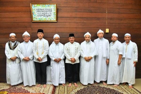 Gubernur dan Wagub Hadiri Peringatan 40 Hari Wafatnya Tuan Guru Syekh Hasyim Al-Syarwani