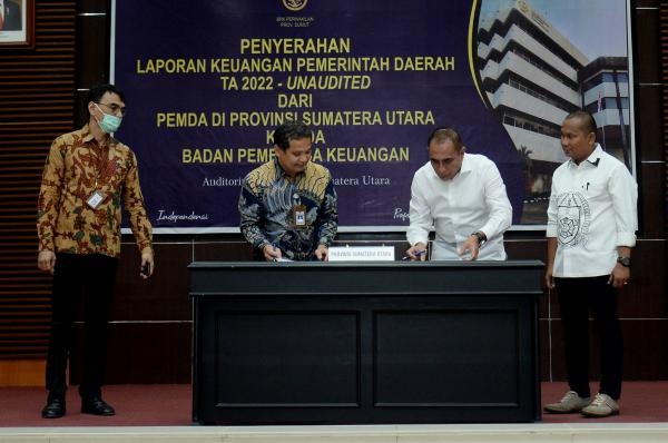 Edy Rahmayadi Serahkan LKPD Unaudited, Pemprov Sumut Siap Diaudit BPK