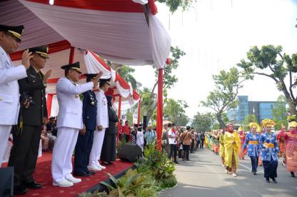 Pawai Pembangunan Sumut Semarak