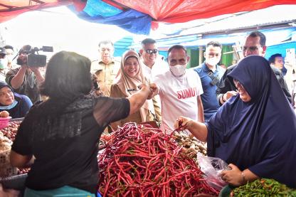 Pemprov Sumut dan Kementan Gelar Pasar Beras Murah * Beras Dijual Rp10.000/Kg