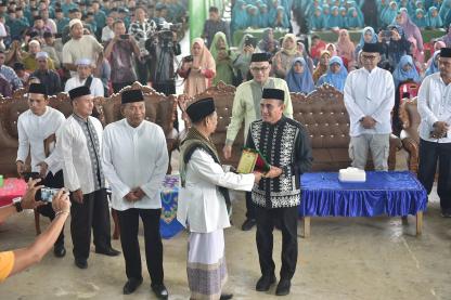 Gubernur Edy Rahmayadi TinjauPembangunan Masjid Jami Pesantren Mawaridussalam Deliserdang