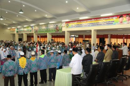 GUBSU LEPAS KEBERANGKATAN JAMAAH CALON HAJI KLOTER 01 MEDAN