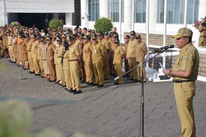 Peringati Hari Otda Tahun 2019, Gubernur Beri Penghargaan Kepada 8 Kabupaten/Kota