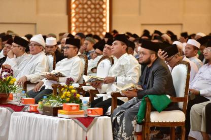 Bedah Buku 37 Masalah Populer UAS, Edy Rahmayadi Harap Ustaz Lebih Berani dari Umara