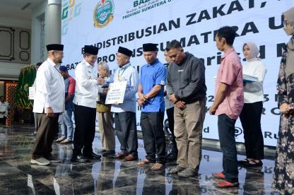 Serahkan Zakat ASN Pemprov Sumut Rp6 Miliar Pj Gubernur Ajak Masyarakat Senantiasa Berzakat