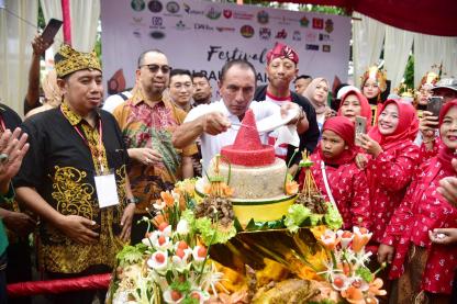  Teladani Pahlawan Edy Rahmayadi Sebut Sikap Berani, Jujur, Benar, Tulus dan Ikhlas Harus Ditanamkan