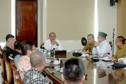  Edy Rahmayadi Apresiasi Perayaan Waisak Bersama Umat Budha Sumut di Candi Bahal