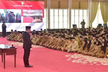 Edy Rahmayadi Lantik 911 Pejabat Eselon III dan IV Lingkup Pemprov Sumut