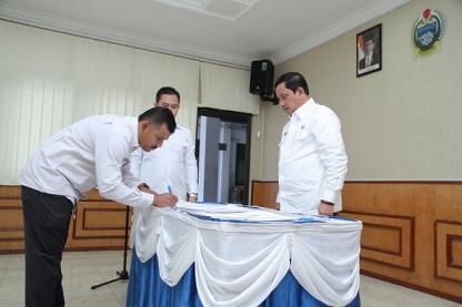 Penandatanganan Fakta Integritas di Lingkungan Dinas Kominfo Provsu