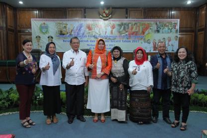 Ketua Dekranasda Hadiri Rakerda Tim Pengembangan Produk Unggulan