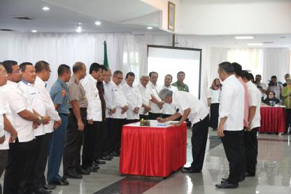 Gubsu Saksikan Penandatanganan Komitmen Implementasi Pengendalian Gratifikasi Bersama KPK RI 